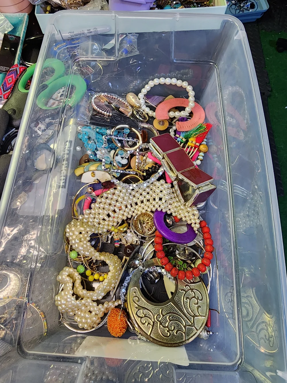 1lb Mixed Fashion Jewlery Lot For Crafting May Or May Not Have Matches